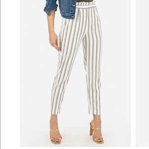 NWOT Striped High Waisted Ruffle Top Ankle Pant